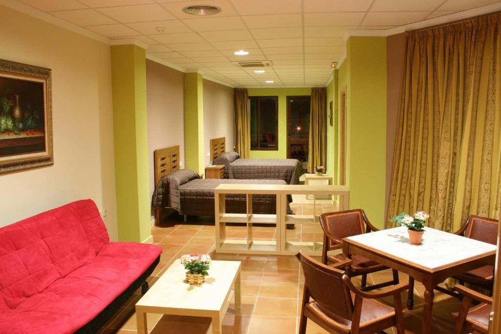Hotel Restaurante Banos Baños de la Encina Szoba fotó