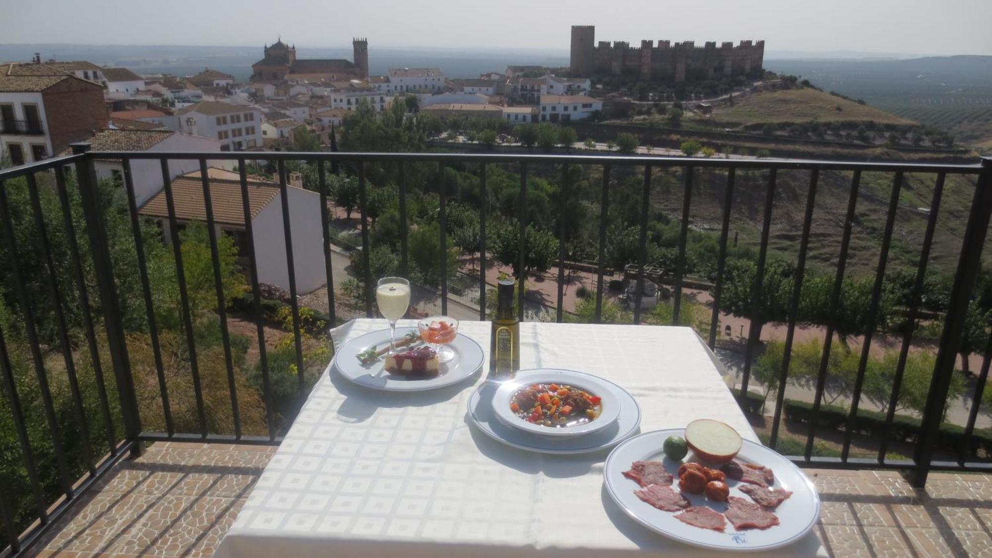 Hotel Restaurante Banos Baños de la Encina Kültér fotó