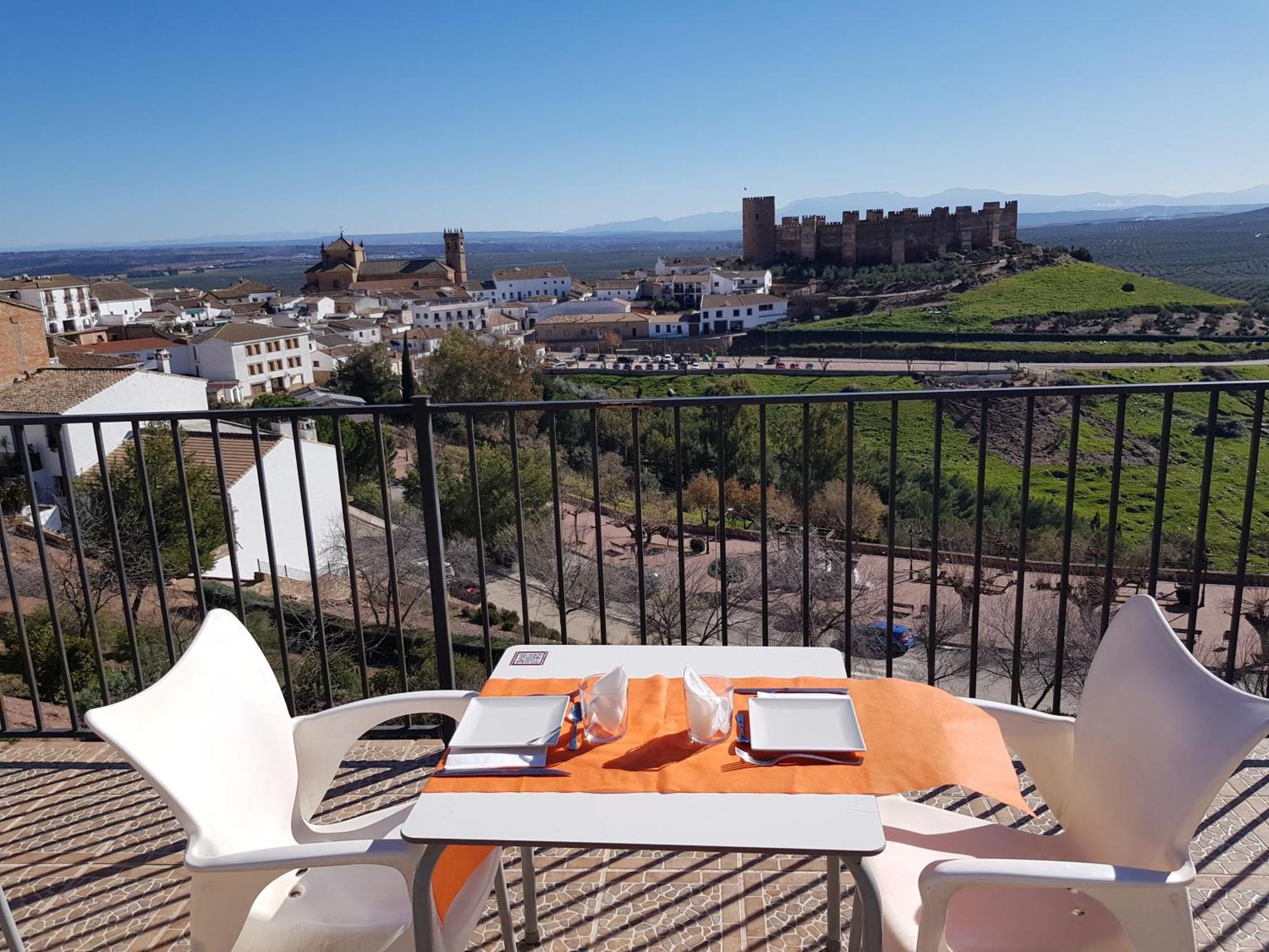 Hotel Restaurante Banos Baños de la Encina Kültér fotó